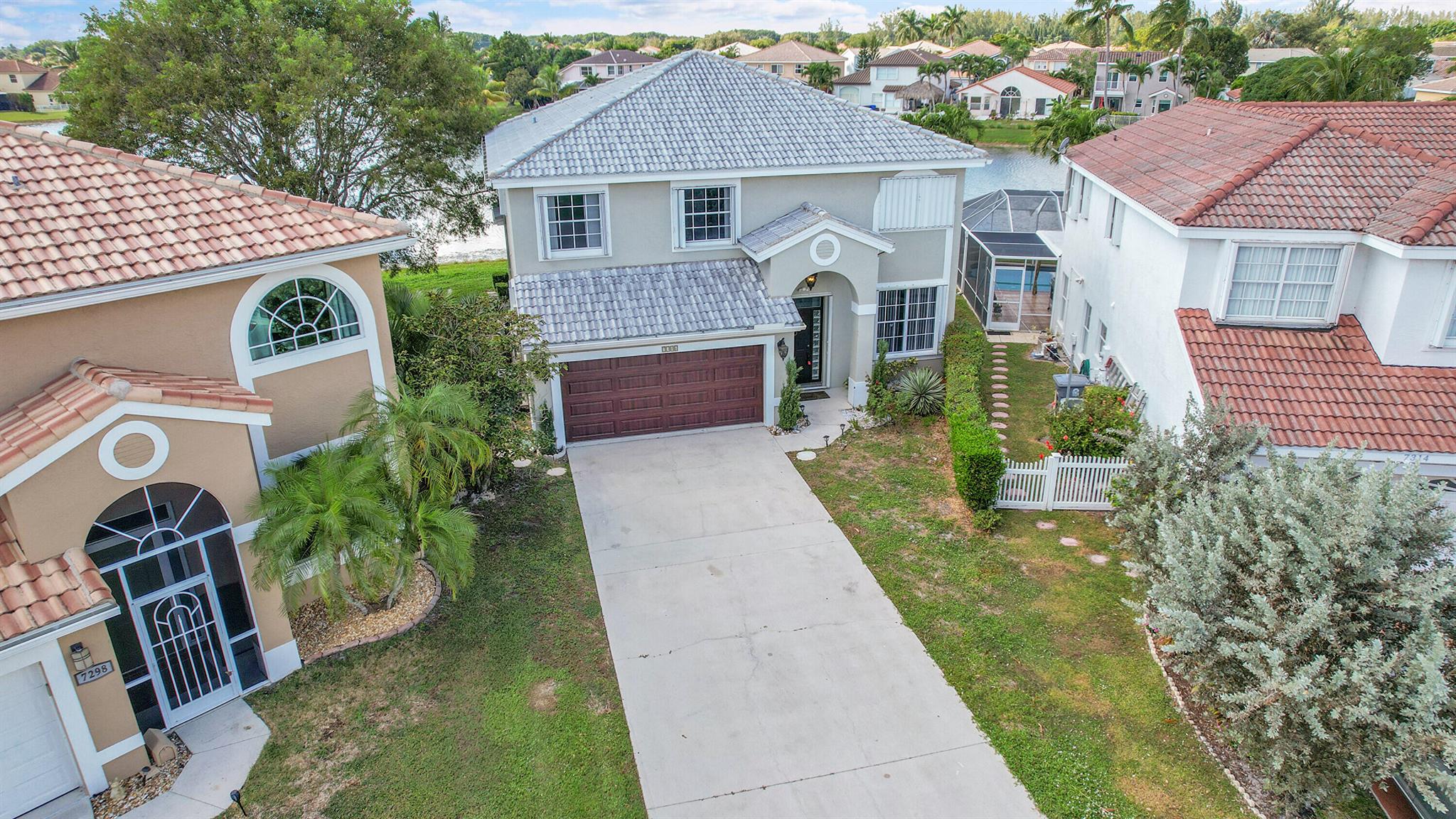 LAKE CHARLESTON TR I 3 - Residential Lease