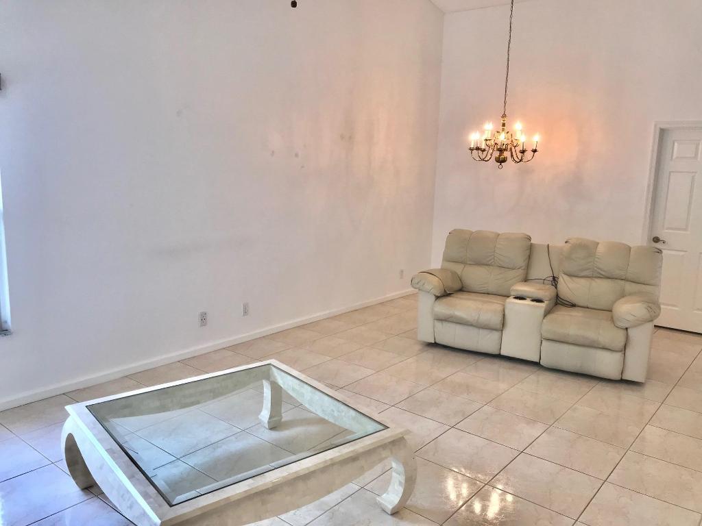 ISLAND OF RIVER BRIDGE - Residential