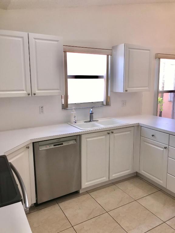 ISLAND OF RIVER BRIDGE - Residential