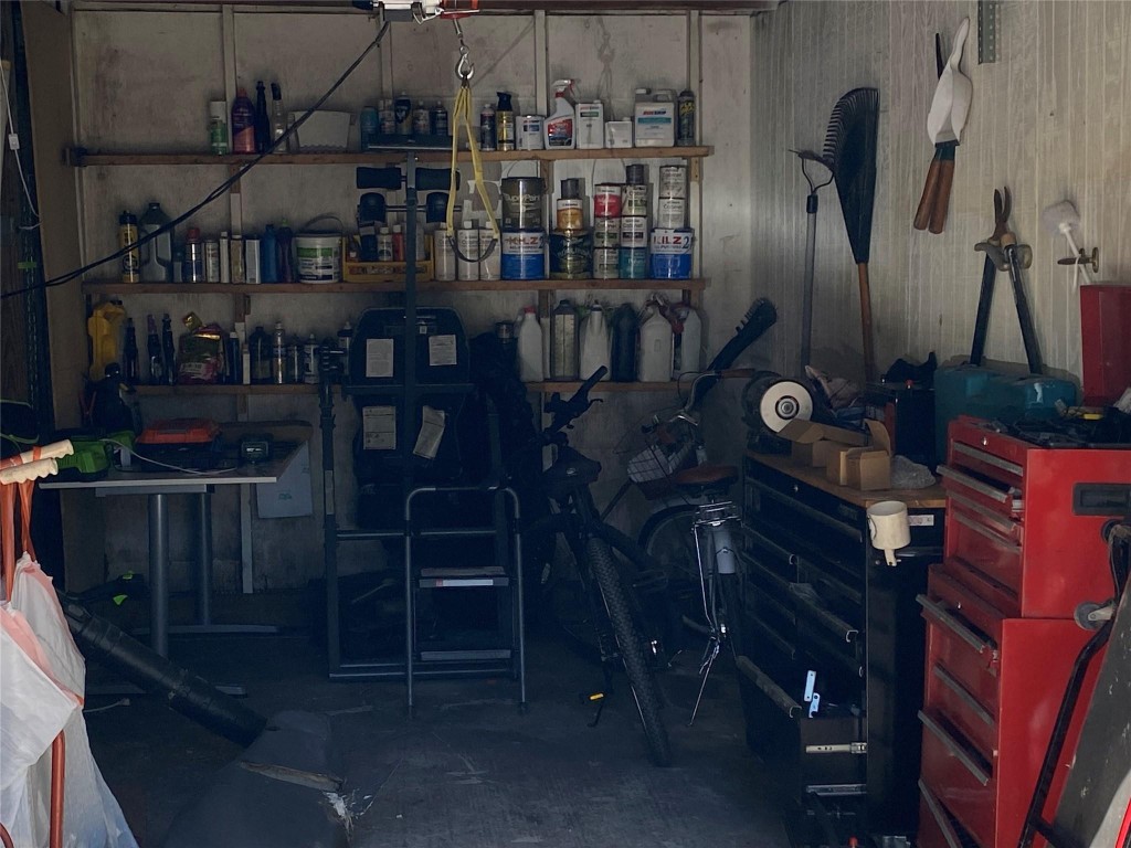 Sailboat Bend - Residential Income