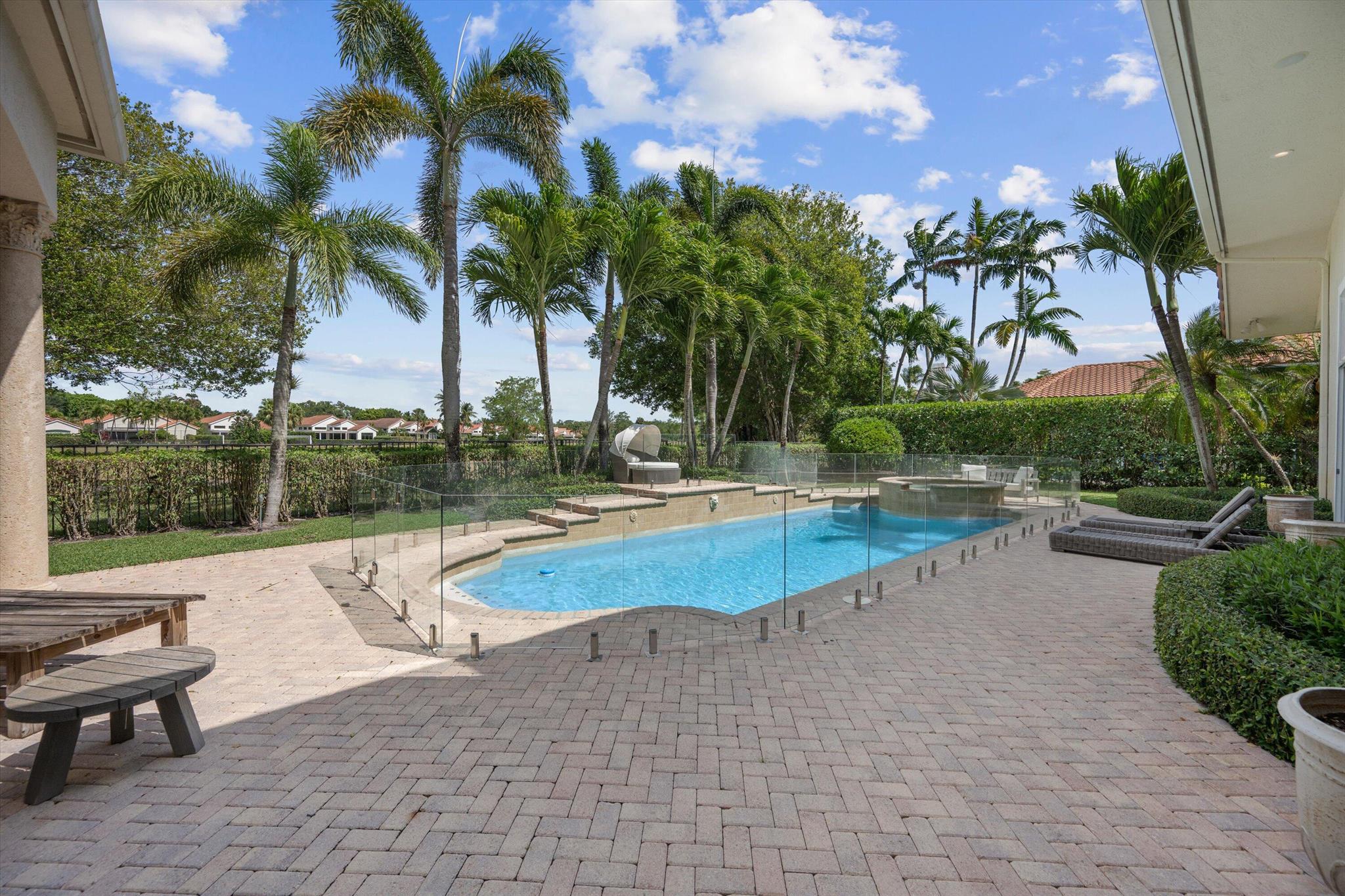 MIZNER ESTATES OF PALM BEACH POLO & COUN - Residential Lease