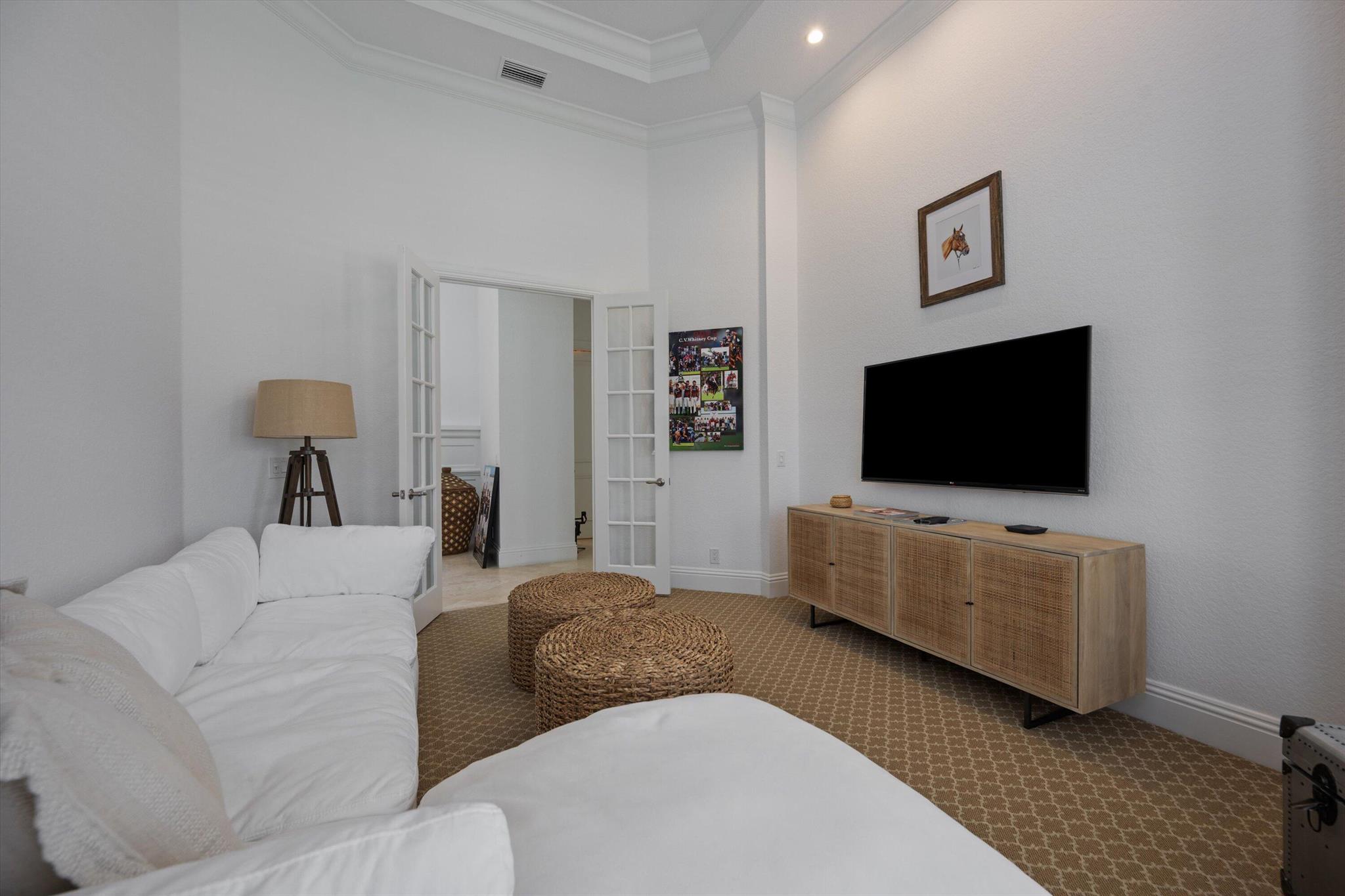 MIZNER ESTATES OF PALM BEACH POLO & COUN - Residential Lease