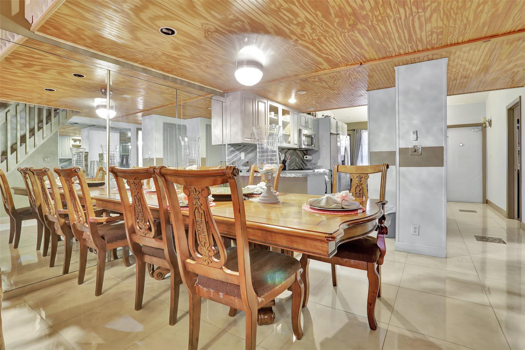 INVERRARY 32 SECTION TWO - Residential