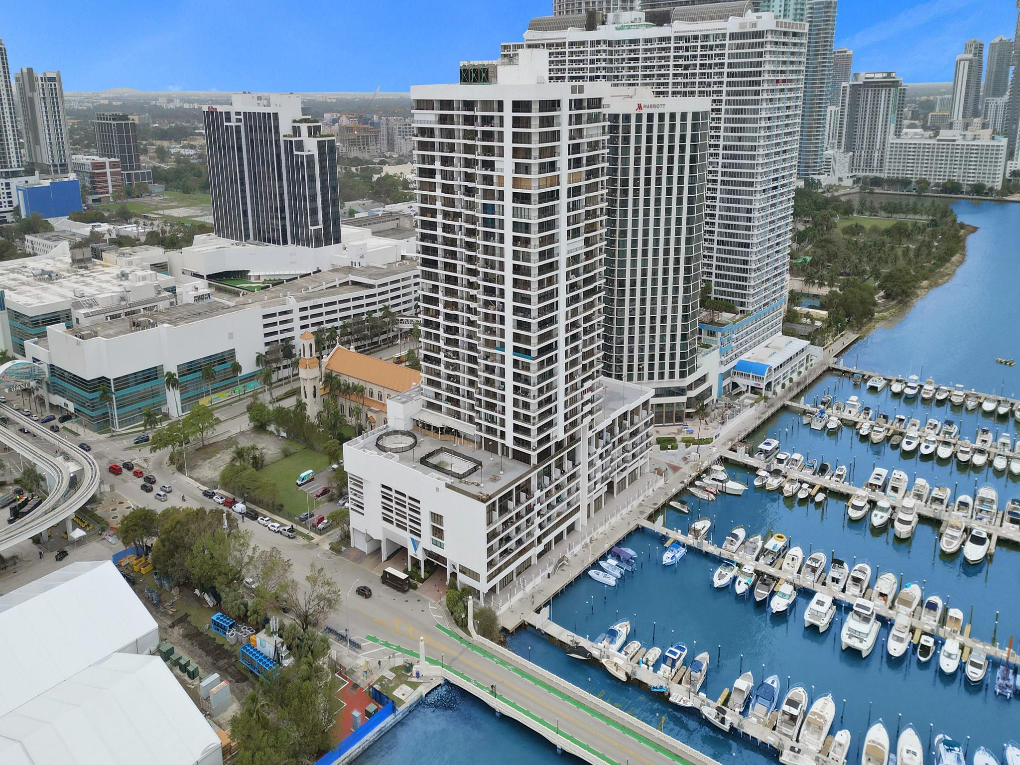View photos, virtual tours, details... 555 NE 15th St T14(714)
