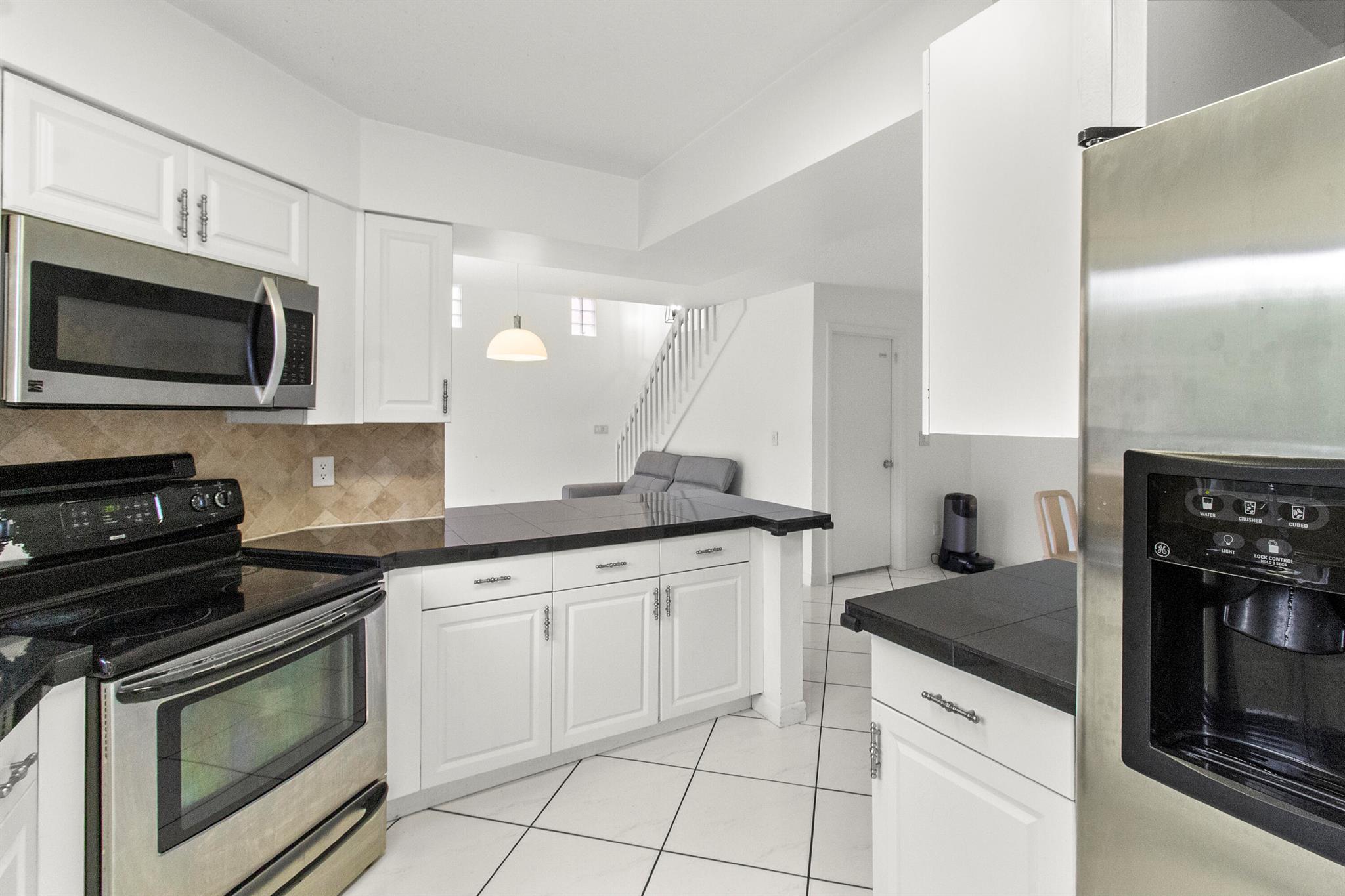 U S LEND LEASE PLAT NO ON - Residential