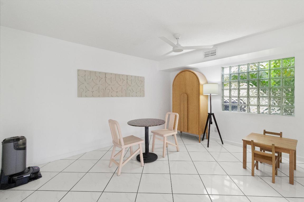 U S LEND LEASE PLAT NO ONE - Residential