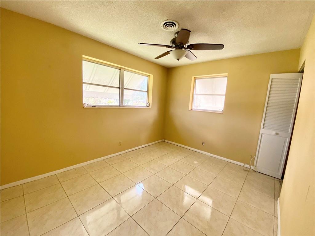 Twin Lakes Homes 47-15 B - Residential