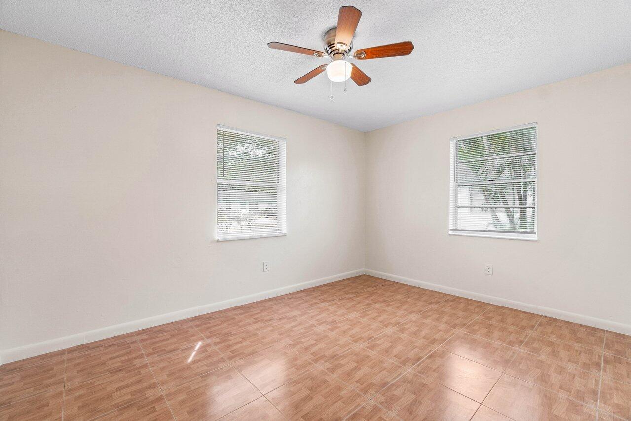 Gulfstream Apartments - Residential Lease