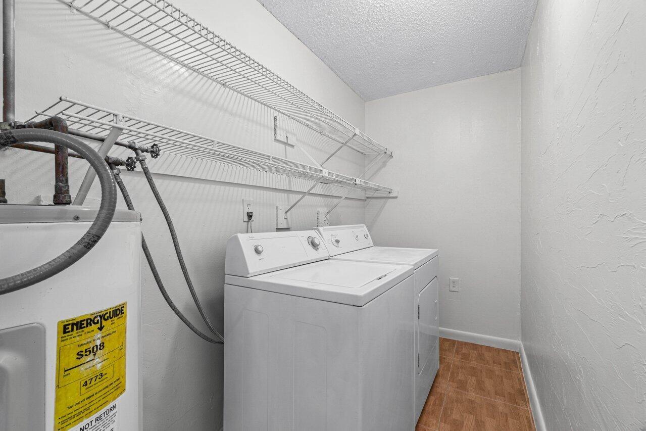 Gulfstream Apartments - Residential Lease