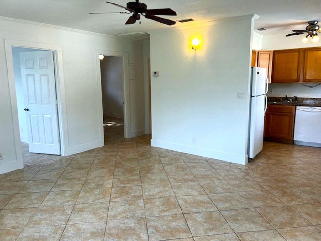 Photo of 309 NE 16 Street #C5, Fort Lauderdale, FL 33304 (MLS # F10448968)