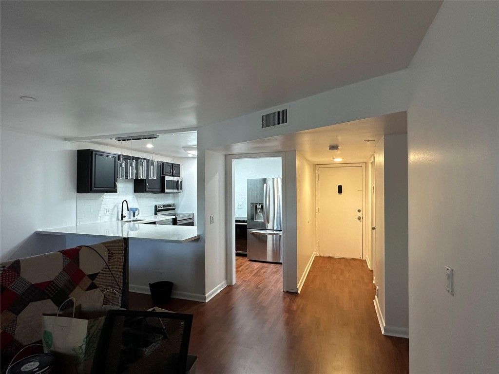 Photo of 22615 SW 66 Avenue #206, Boca Raton, FL 33428 (MLS # F10512562)