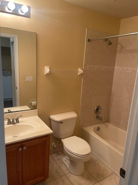 THIRD REPLAT OF PORTOFINO ISLES - Residential Lease