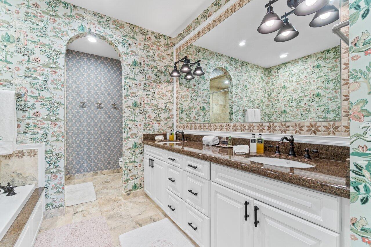 EQUESTRIAN CLUB ESTATES 3 - Residential