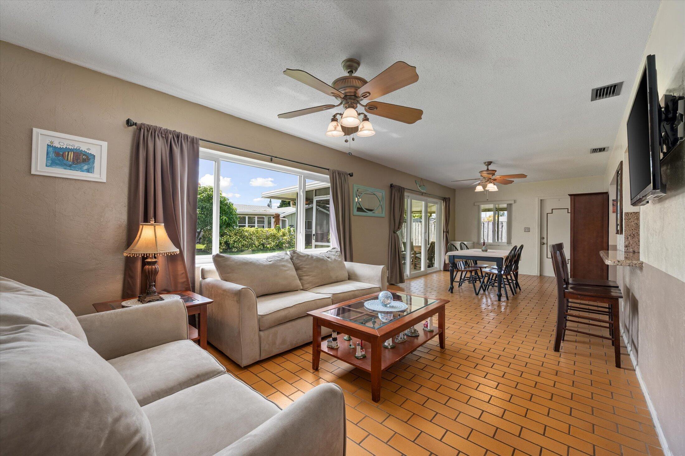 9704 NW 67TH Street