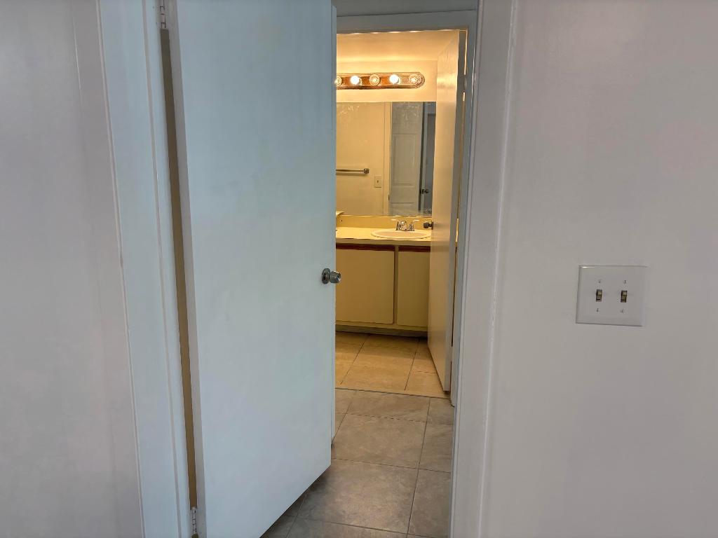 VISCONTI CONDOMINIUMS - Residential