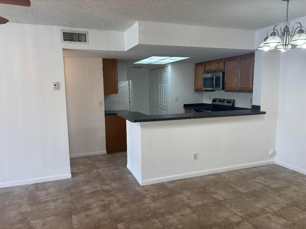 VISCONTI CONDOMINIUMS - Residential