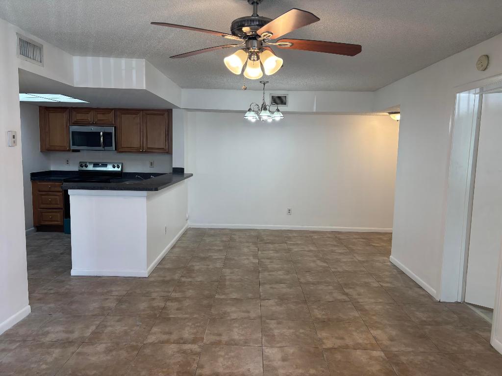 VISCONTI CONDOMINIUMS - Residential