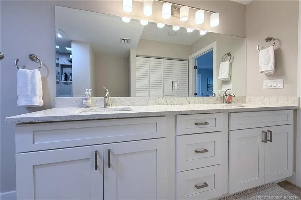 CIRCLE BAY YACHT CLUB CONDO - Residential