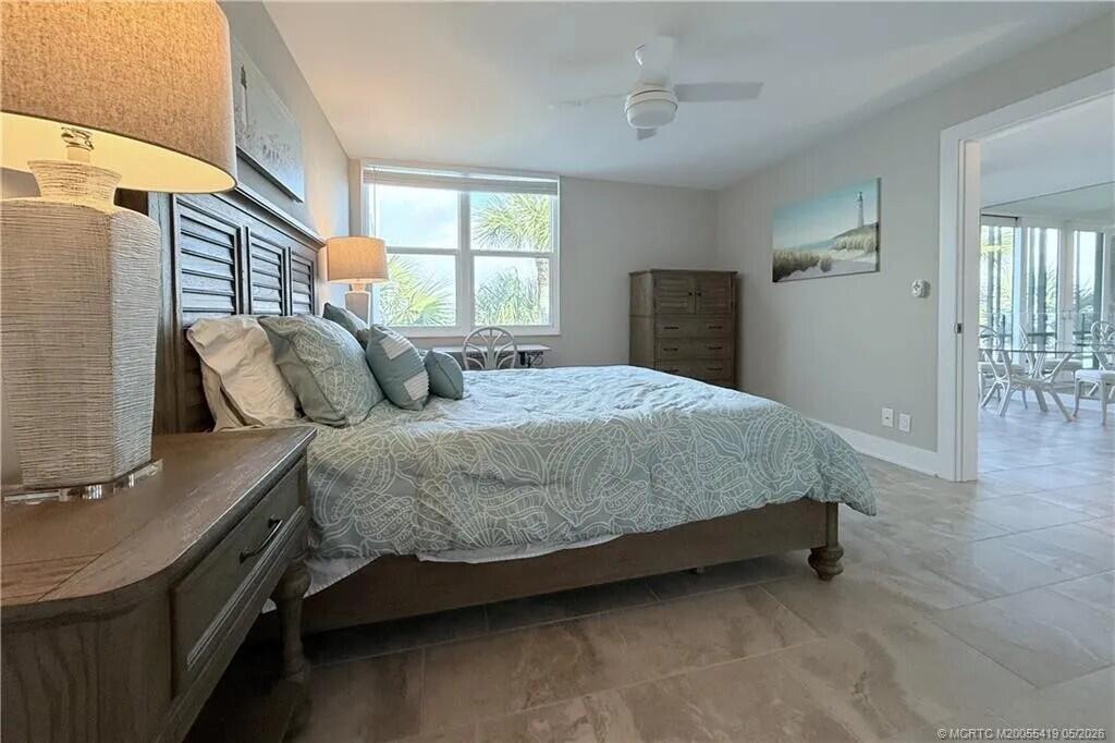 CIRCLE BAY YACHT CLUB CONDO - Residential