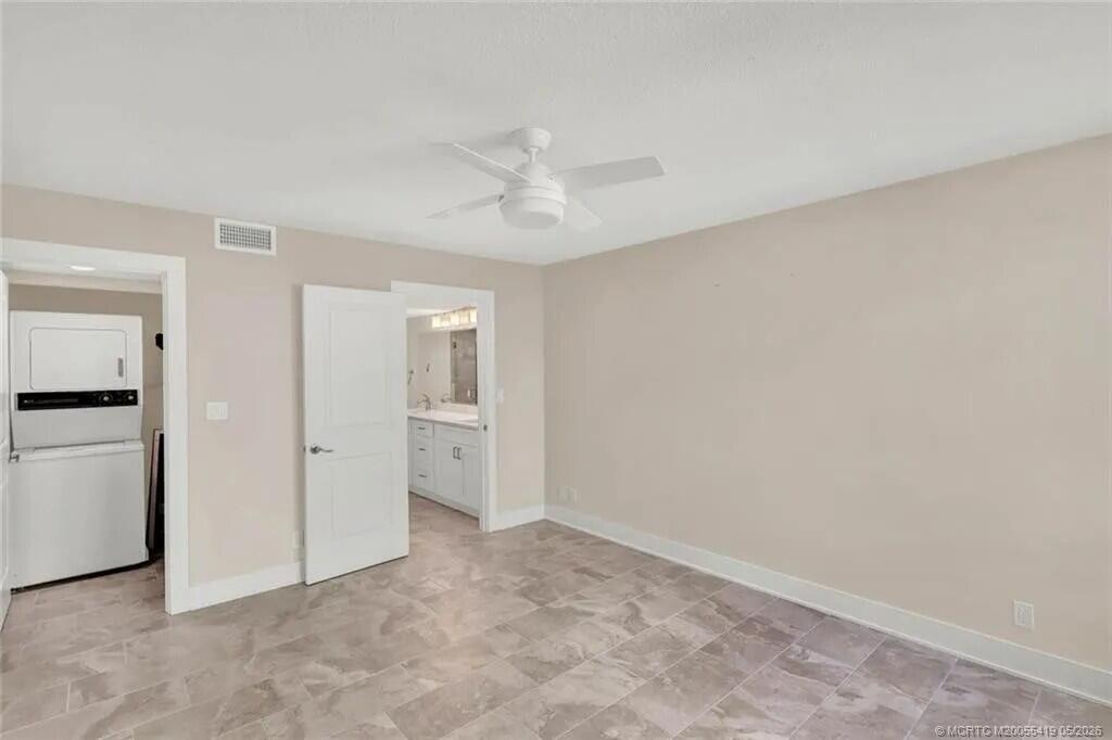 CIRCLE BAY YACHT CLUB CONDO - Residential