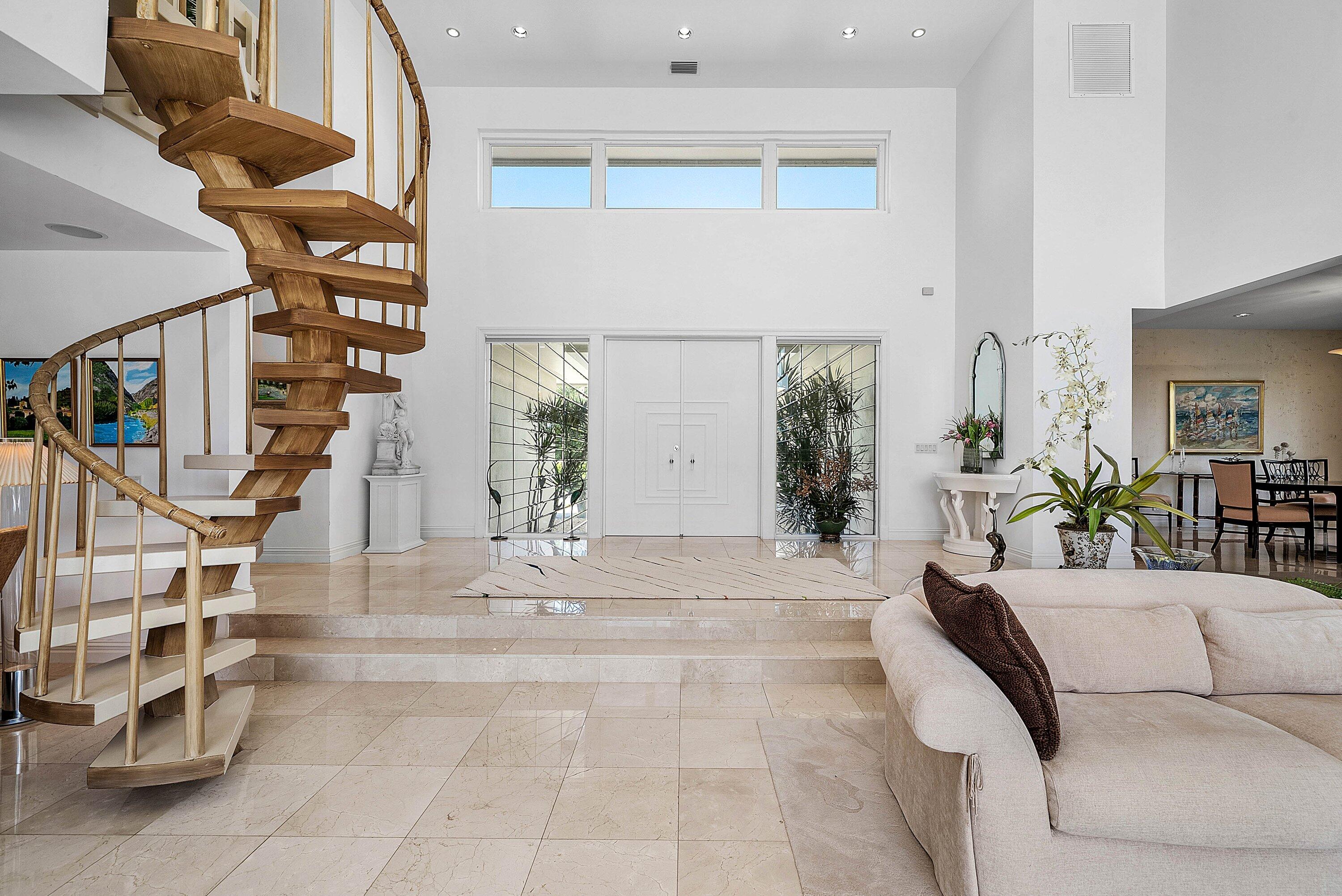 6780 SE SOUTH MARINA Way, Hutchinson Island, FL, 34996/$3,495,000 3 6780 SE SOUTH MARINA Way