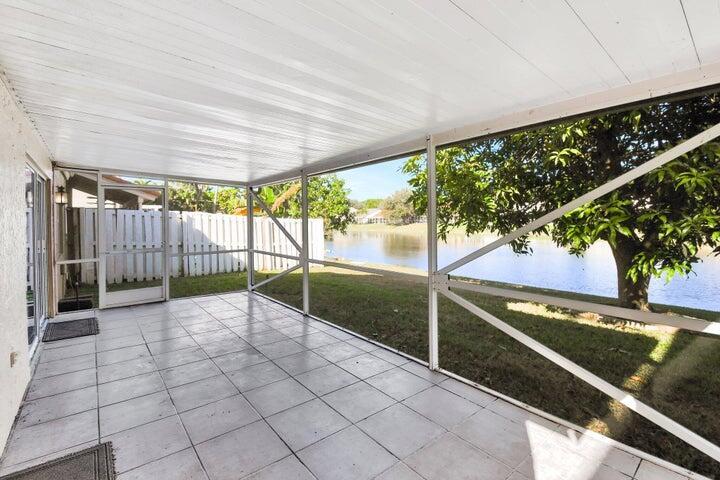Boca Springs - Residential