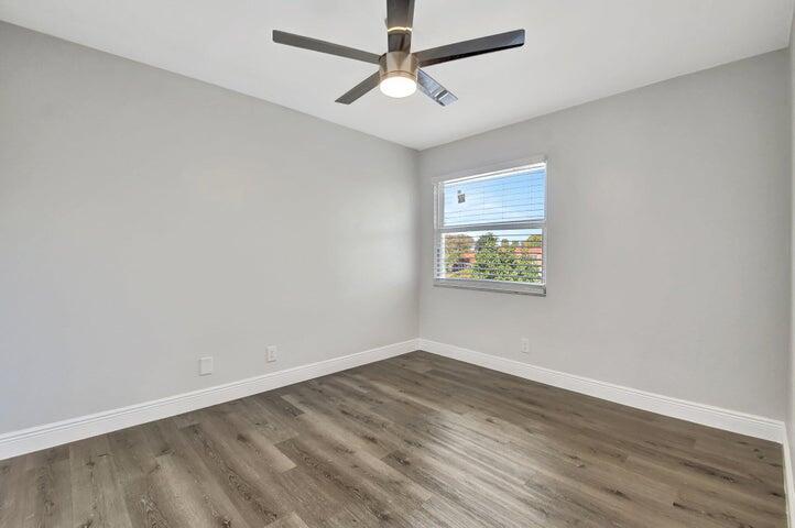 Boca Springs - Residential