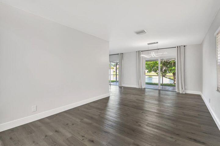 Boca Springs - Residential