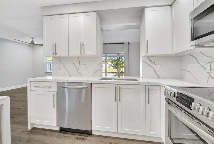 Boca Springs - Residential