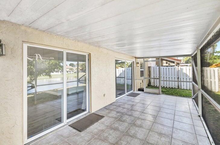 Boca Springs - Residential