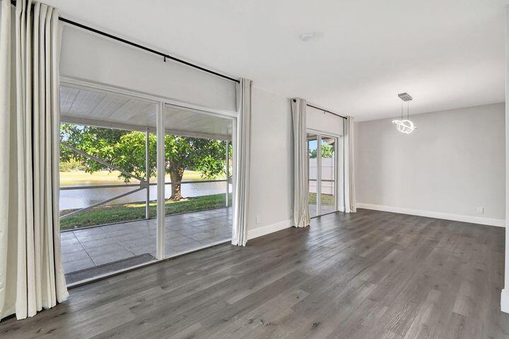 Boca Springs - Residential