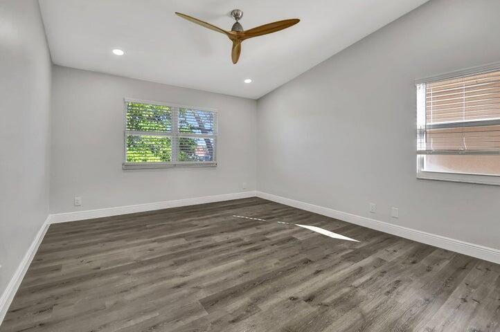 Boca Springs - Residential