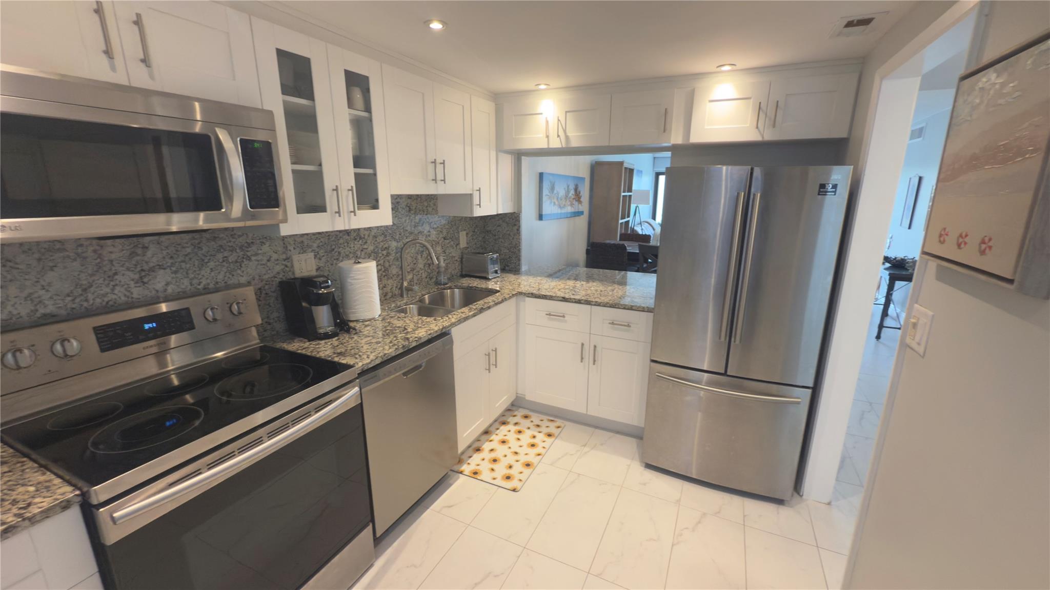 1401 N Riverside Dr 603