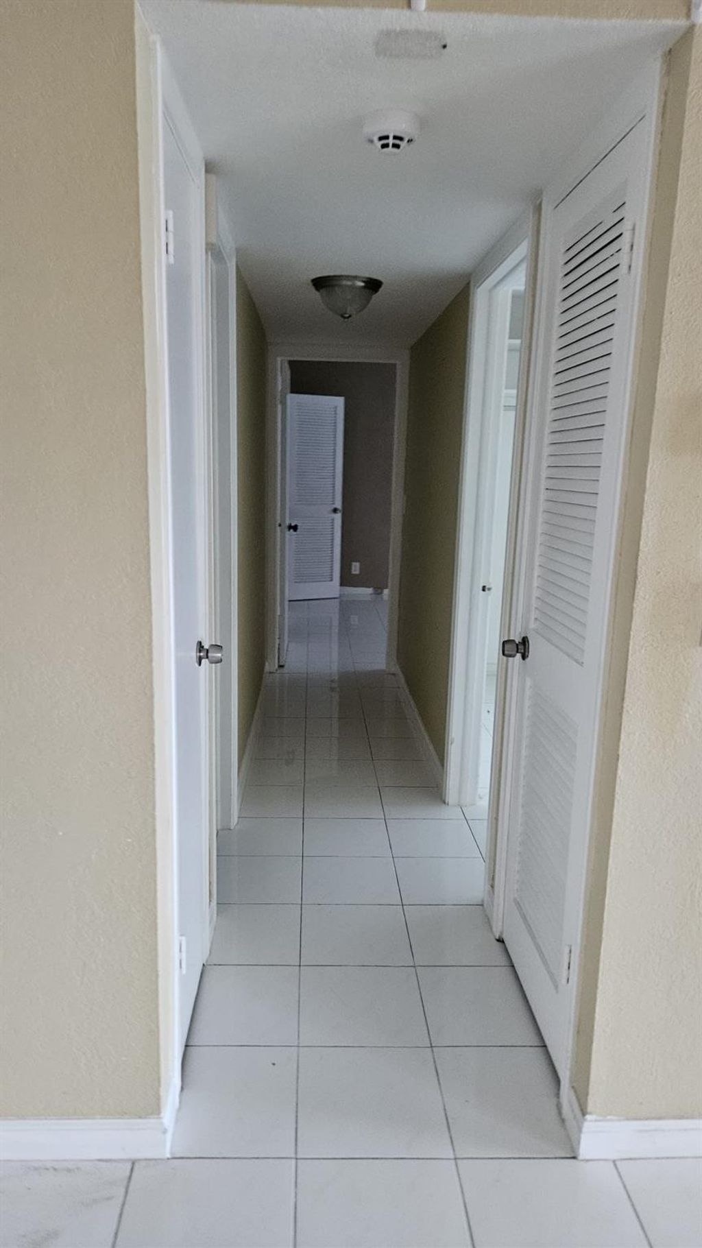 Photo of 4042 NW 19th Street #F411, Fort Lauderdale, FL 33313 (MLS # F10555339)