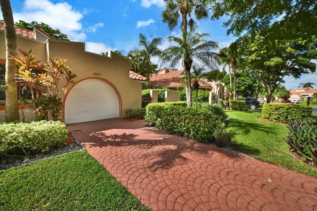 Photo of 22537 Meridiana Drive, Boca Raton, FL 33433 (MLS # R11008944)