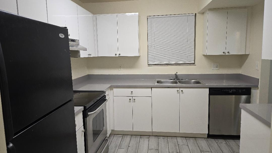 Coral Gardens II Condo - Residential Lease