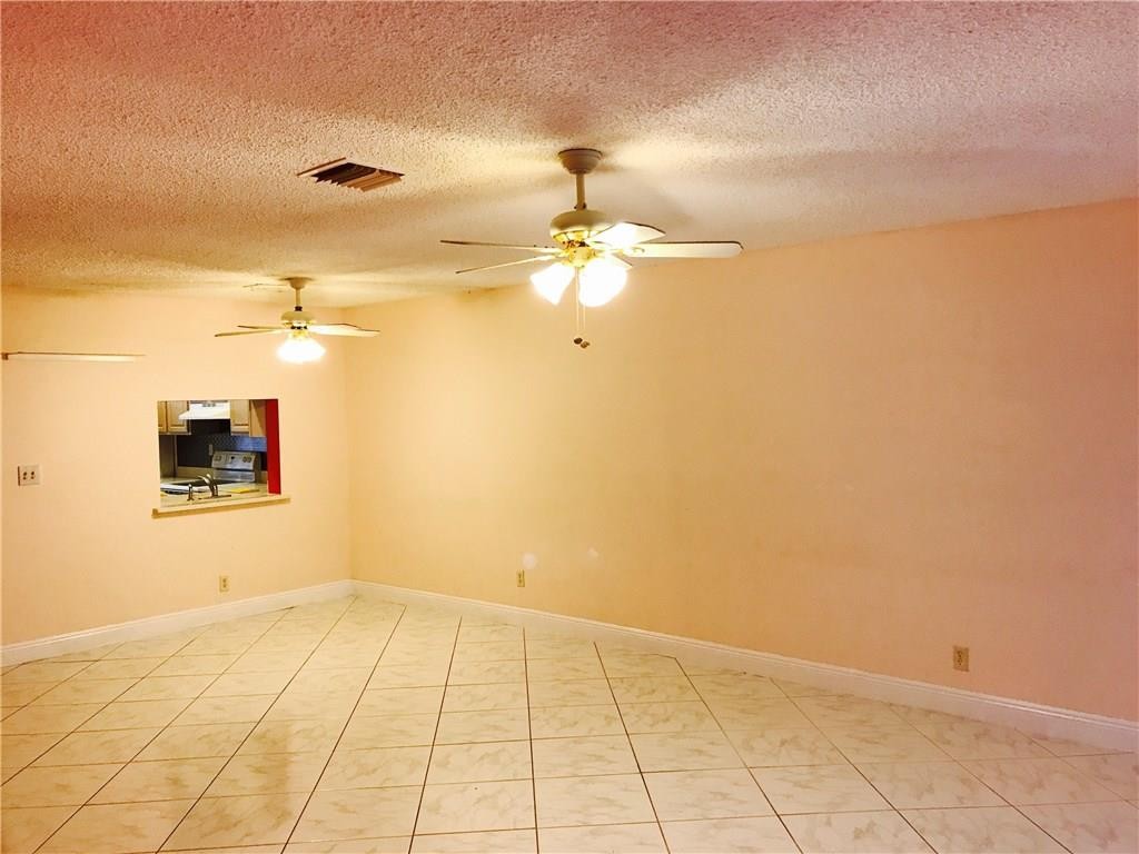 SPRINGDALE LAKE D CONDO U - Residential