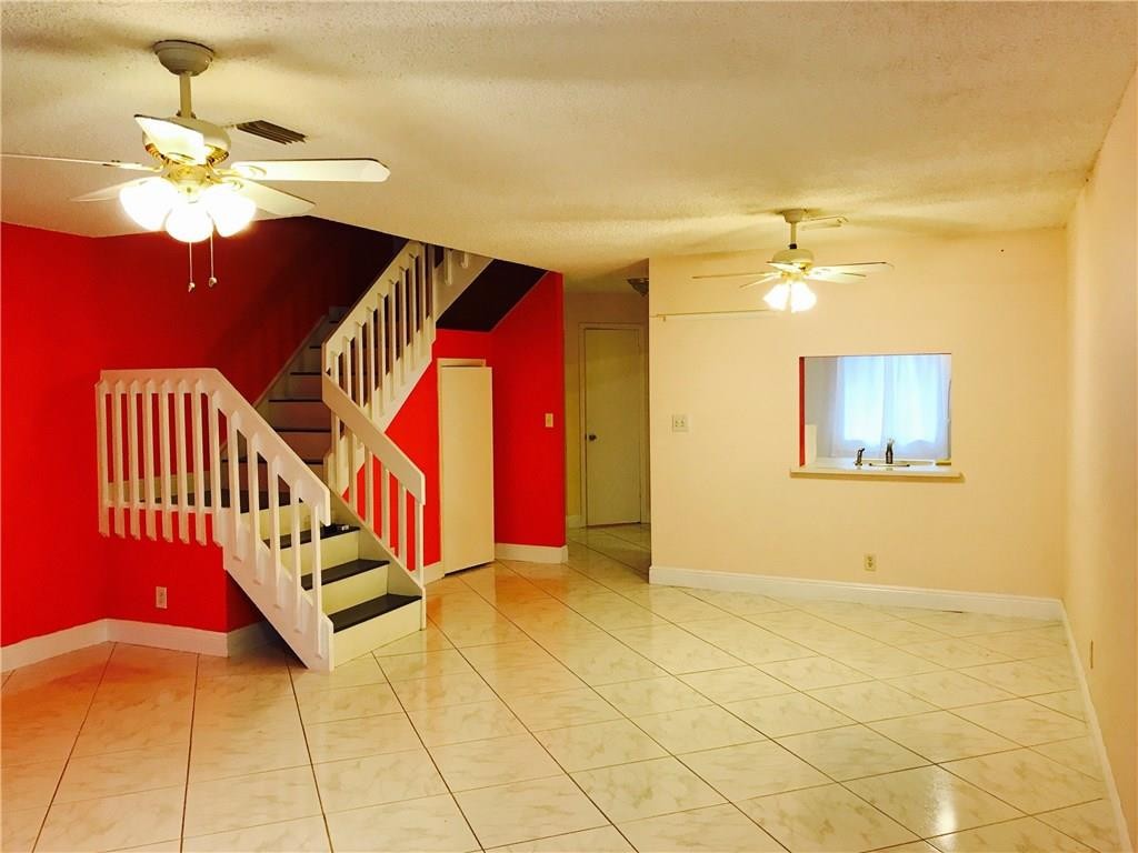 SPRINGDALE LAKE D CONDO U - Residential