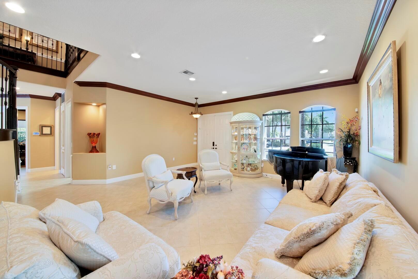 11194 Sunset Ridge Circle