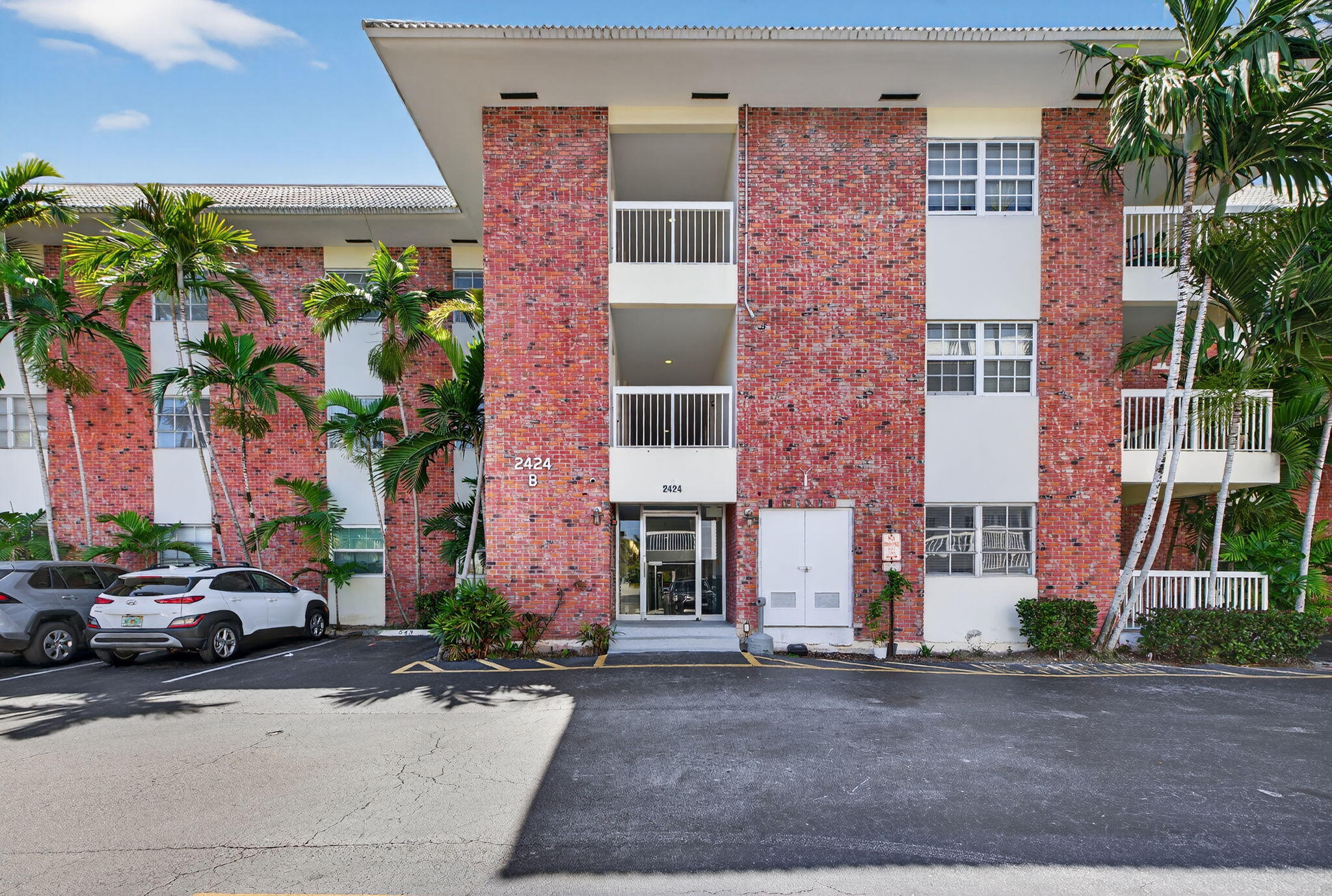 VILLAGE AT HARBOR BEACH CONDO - Residential Lease