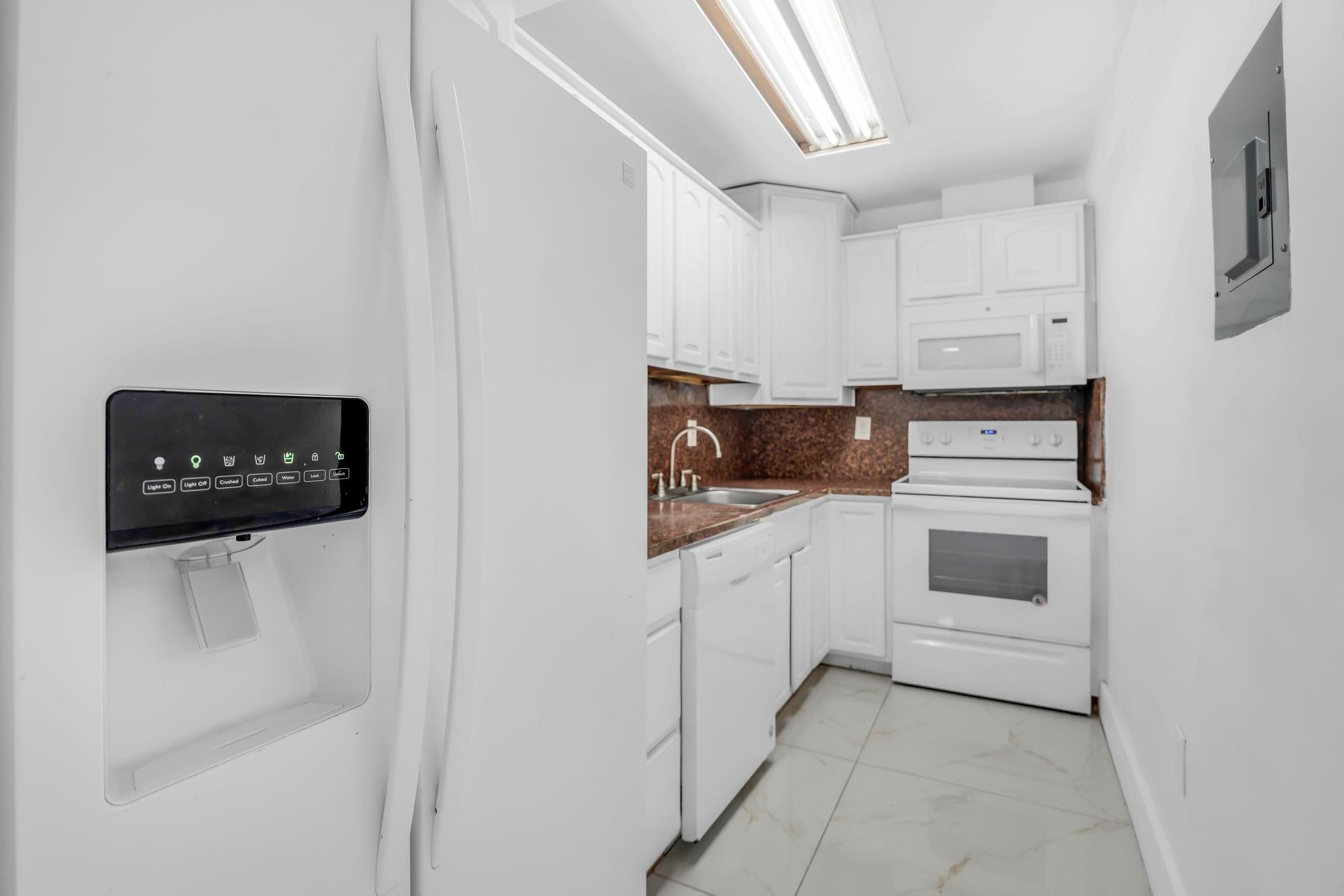 4805 NW 7th Street 105-15