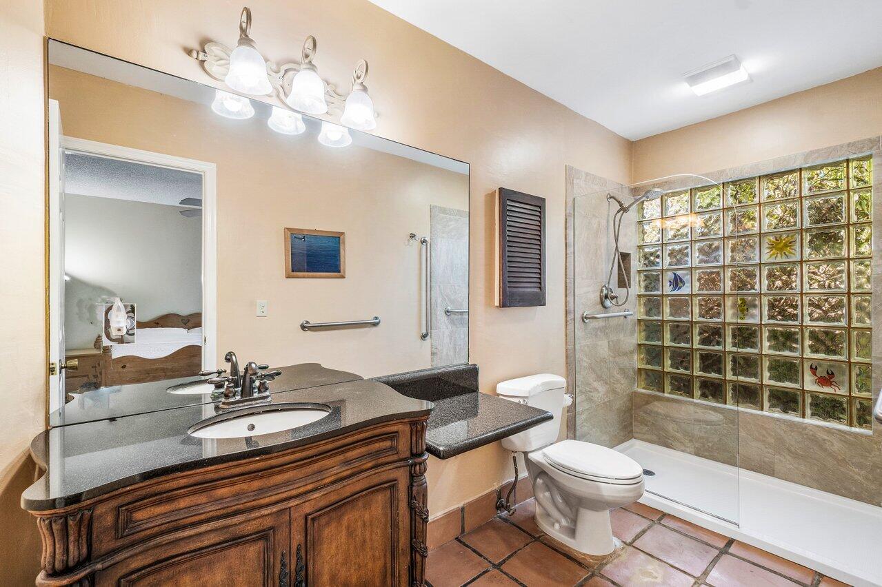 Via del Mar - Residential