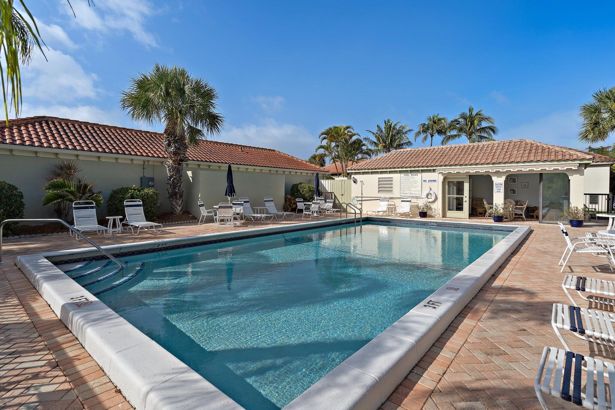 Via del Mar - Residential