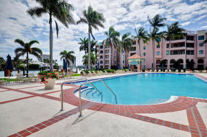 MIZNER COURT - Residential