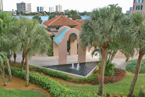 MIZNER COURT - Residential