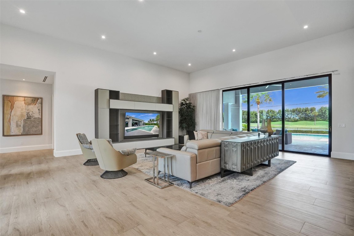 Coral Ridge Country Club - Residential