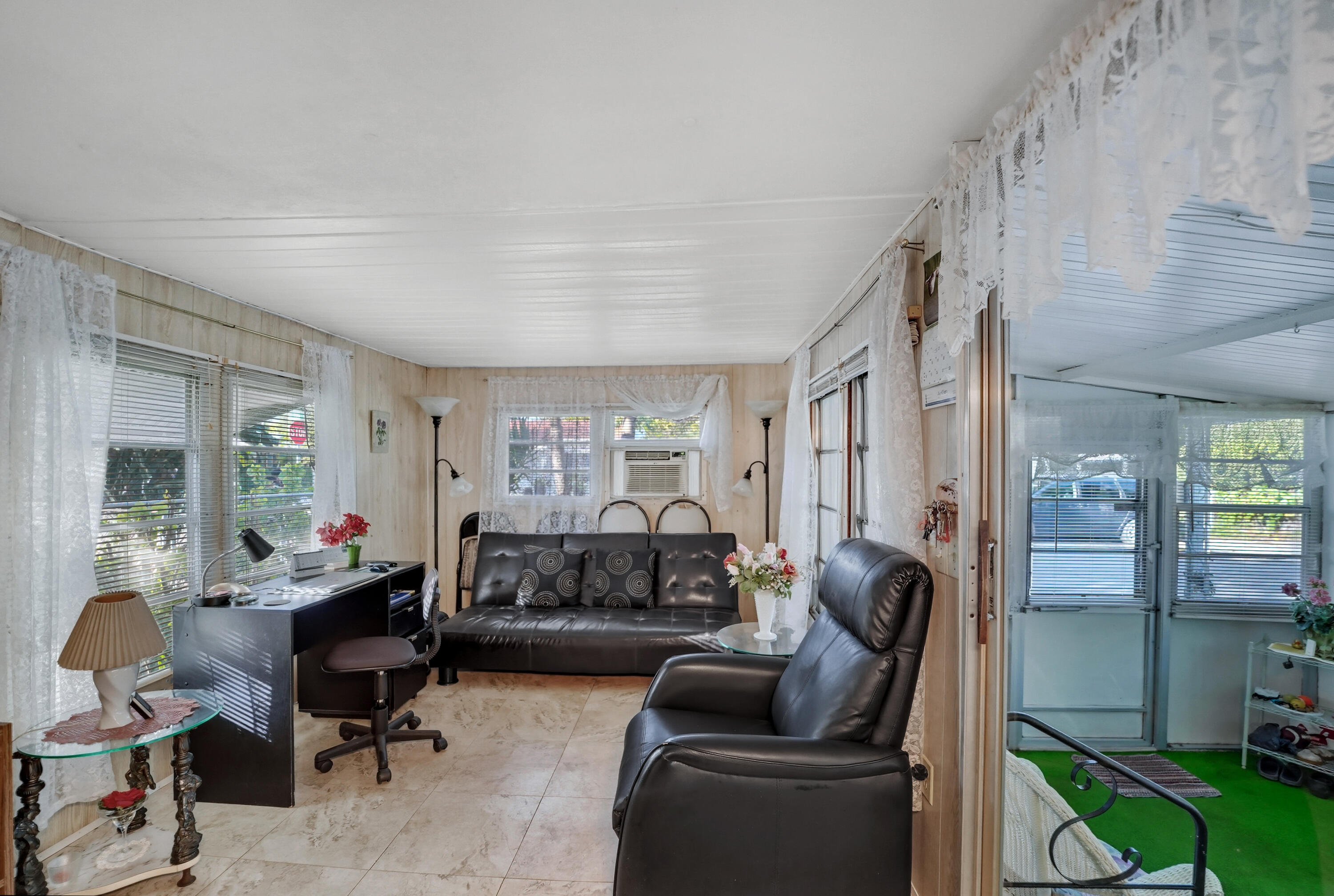 TRAILER CITY - Residential