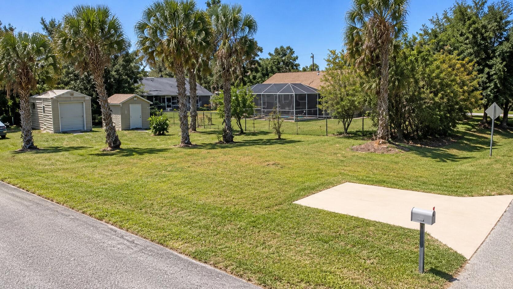8003 Lockwood Drive