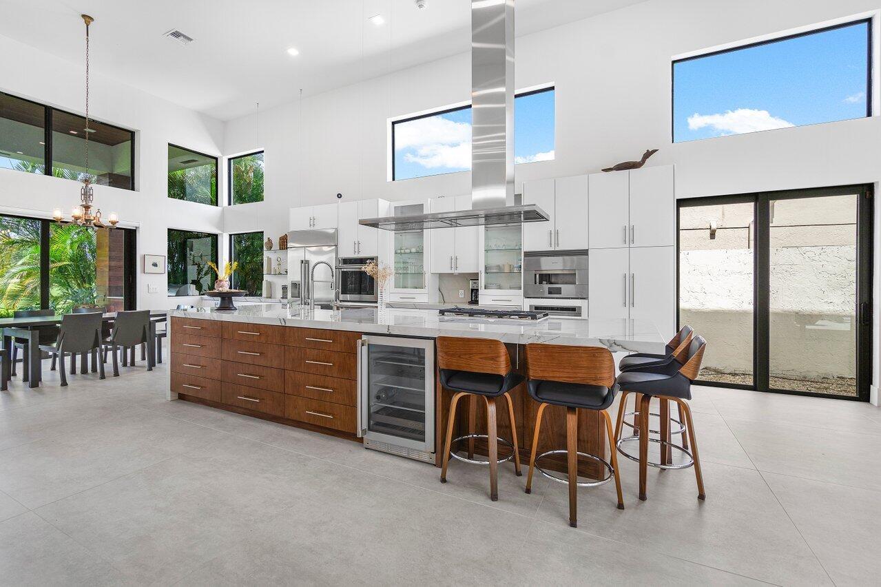 CORAL COVE / POLO CLUB - Residential