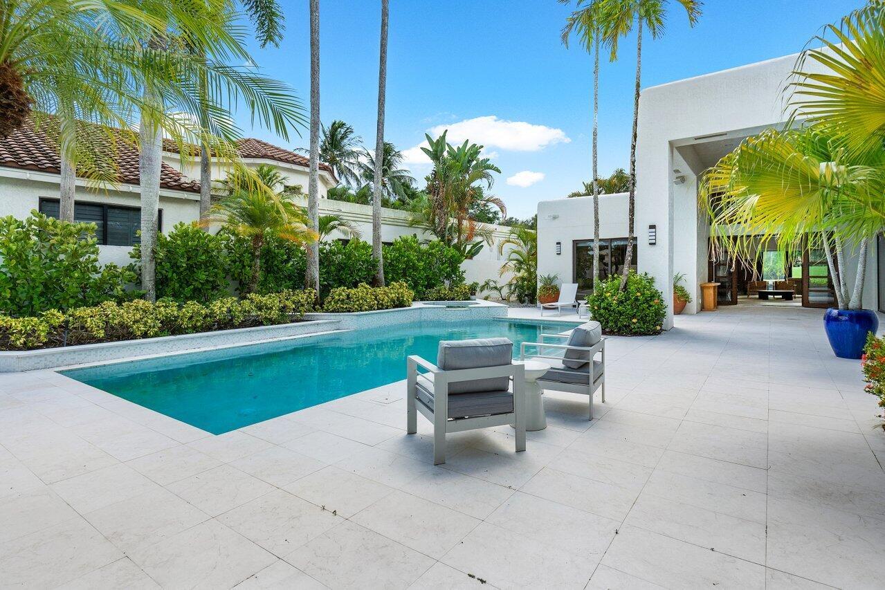 CORAL COVE / POLO CLUB - Residential